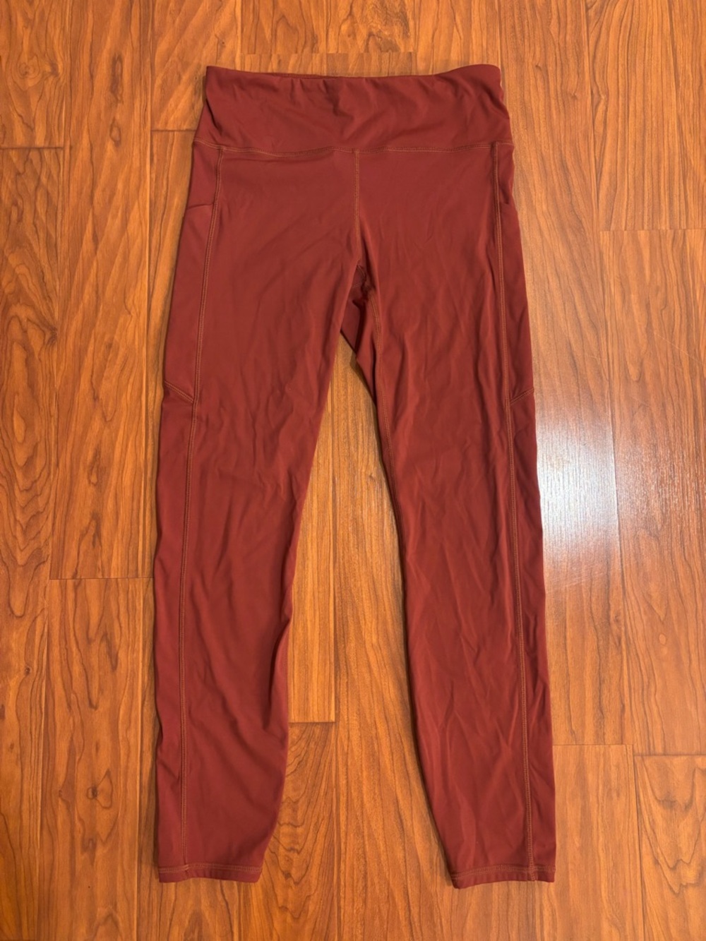 Vuori Stride Legging High-Waist Rust Red Terracota Womens Small Workout Active